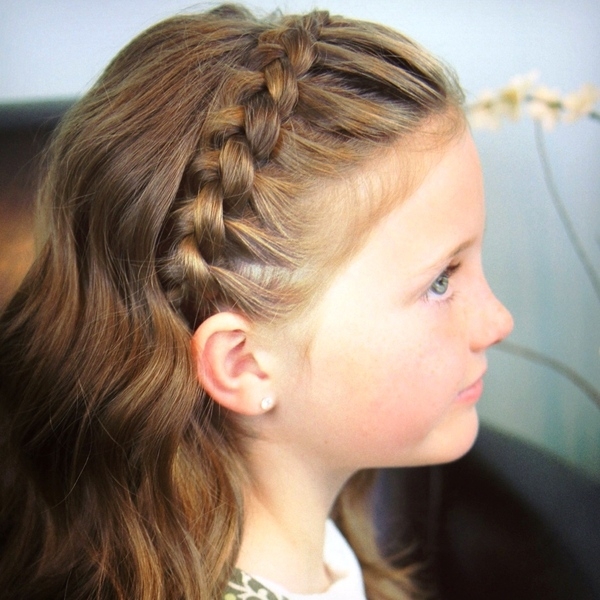 Hướng dẫn cách tết tóc đơn giản mà đẹp dành cho các bé gái