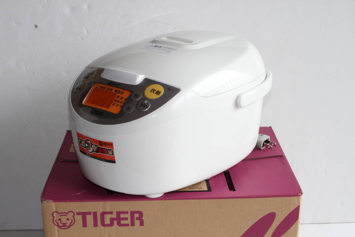 Nồi Cơm điện Tiger Jkd V100 J E Mart